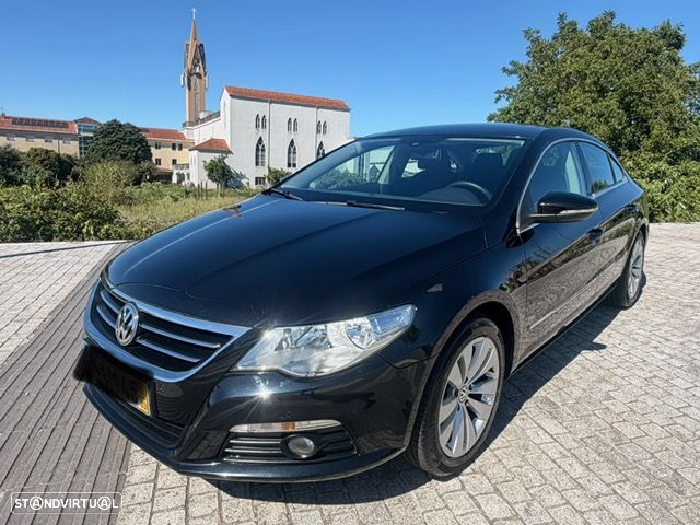 VW Passat CC 2.0 TDi BlueMotion - 12