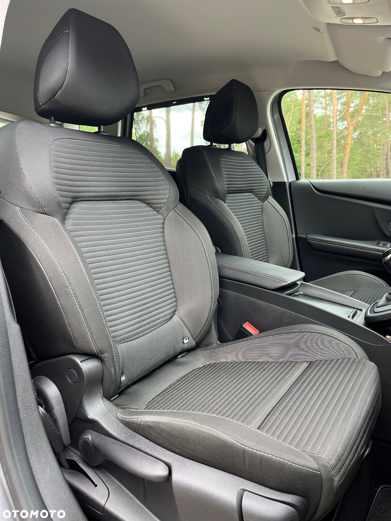 Renault Scenic 1.6 dCi Intens - 21