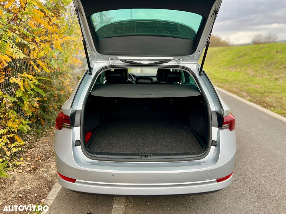 Skoda Octavia Combi 1.4 TSI iV DSG First Edition - 13