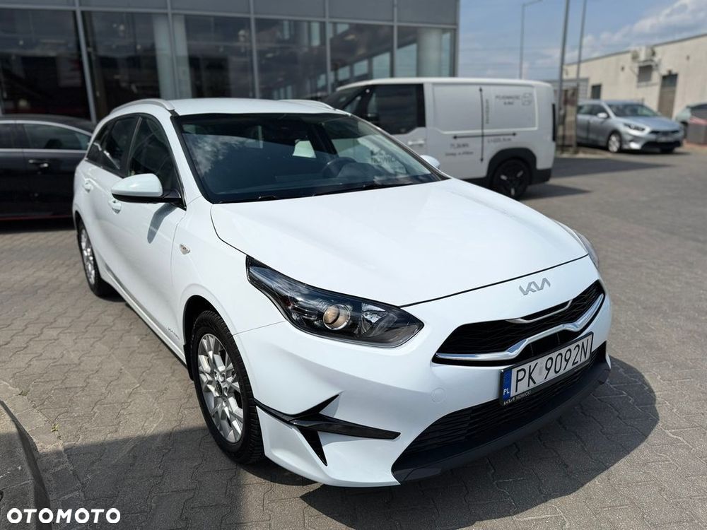 Kia Ceed 1.5 T-GDI M - 8