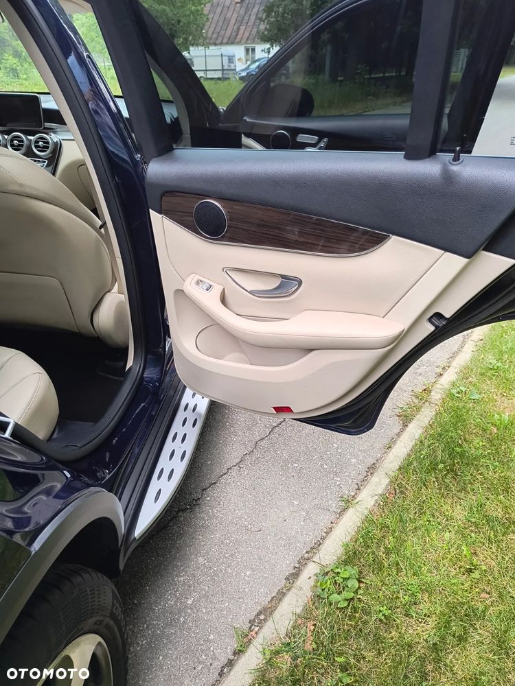 Mercedes-Benz GLC - 15