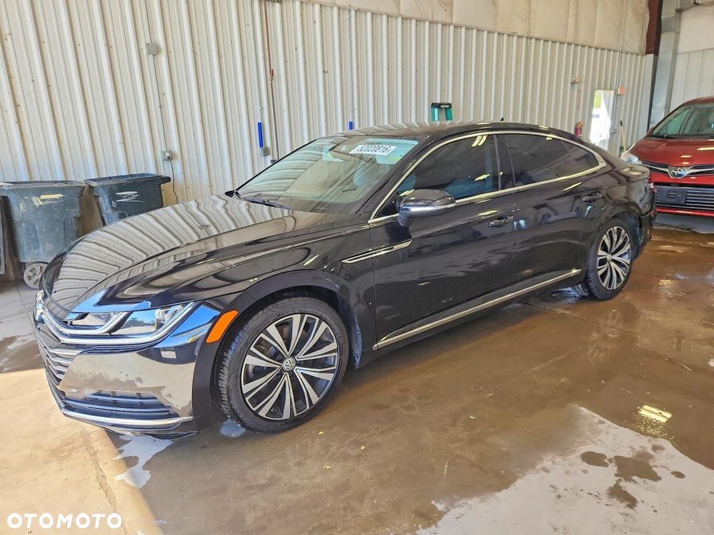Volkswagen Arteon 2.0 TSI DSG R-Line - 2