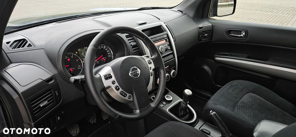 Nissan X-Trail 2.0 dCi 4x4 DPF Platinum - 6