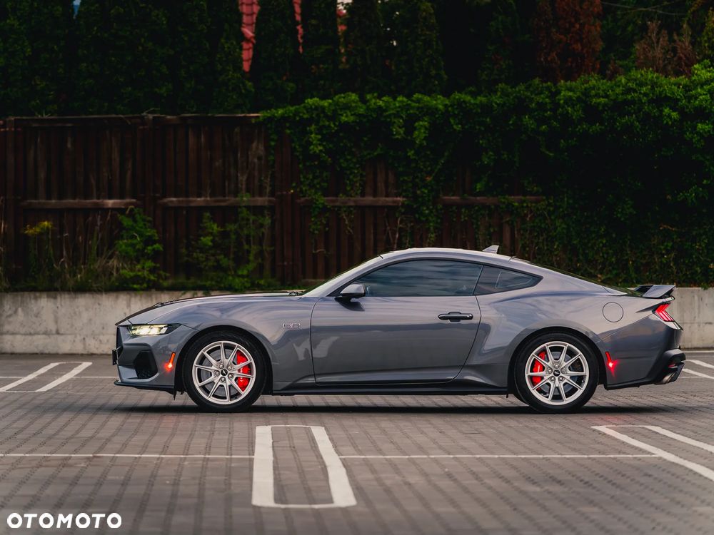 Ford Mustang - 15
