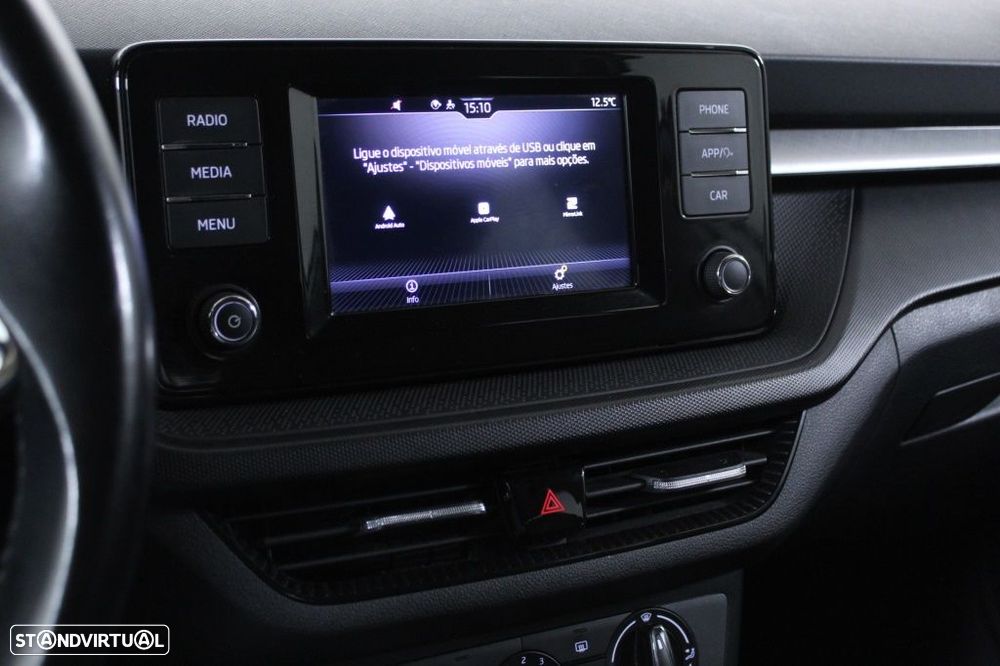 Skoda Fabia 1.0 MPI Selection - 27