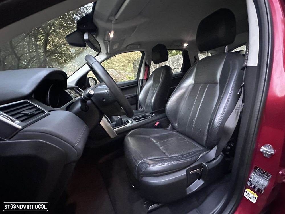 Land Rover Discovery Sport 2.0 TD4 HSE - 12