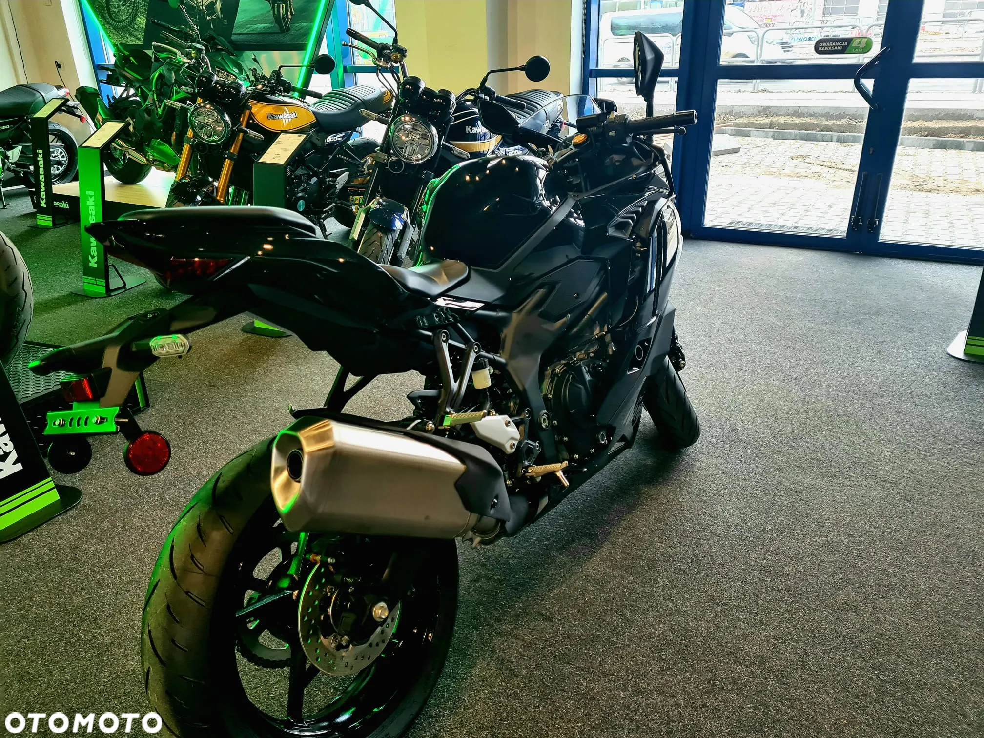 Kawasaki ZX - 6