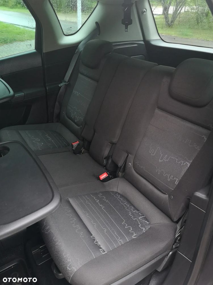 Opel Meriva - 11