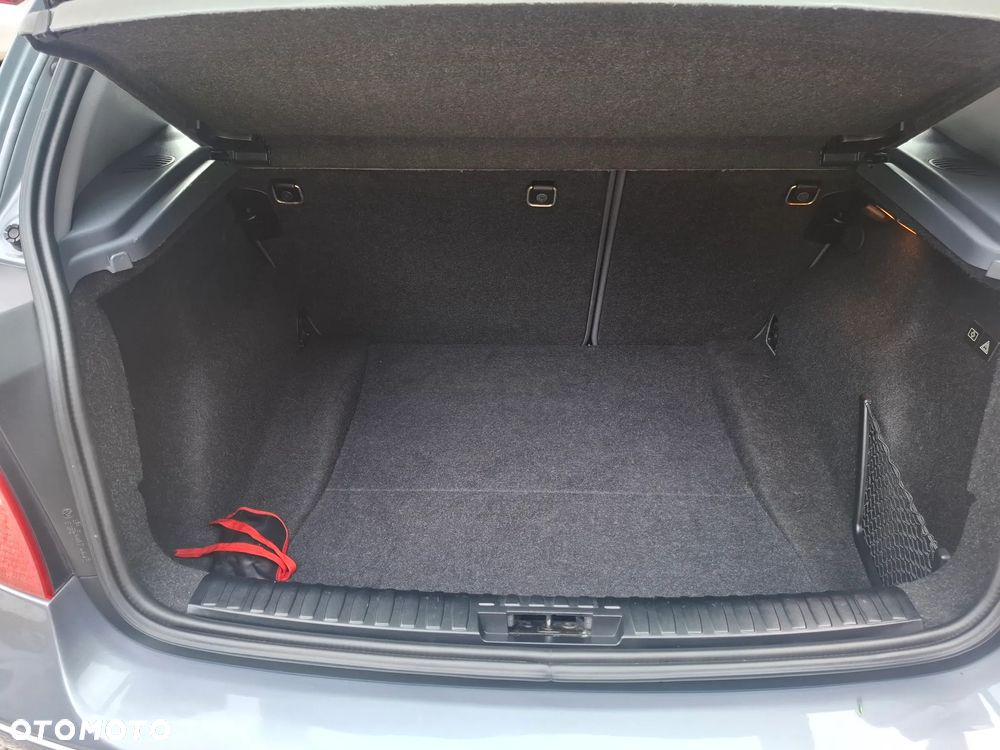 BMW Seria 1 116i - 29