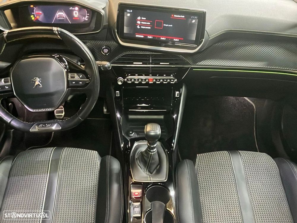 Peugeot 2008 1.2 PureTech GT Line - 15