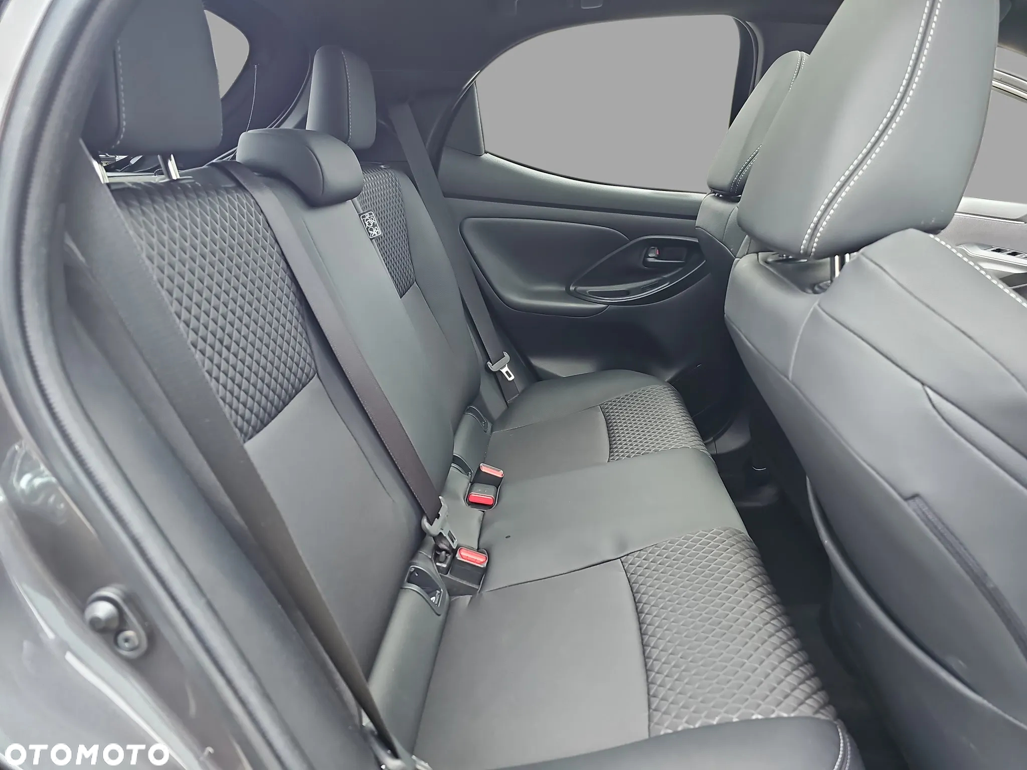 Mazda 2 - 15