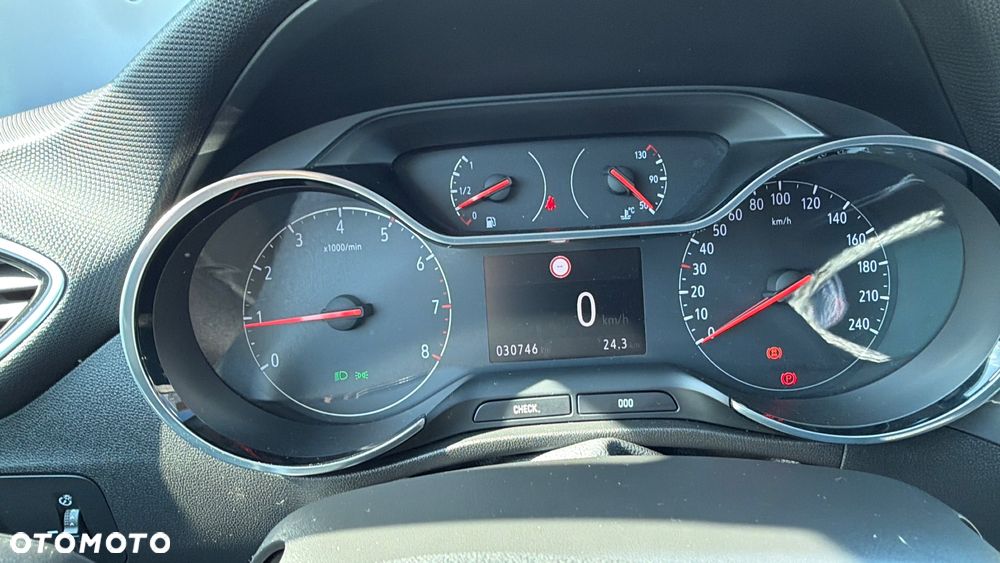 Opel Crossland X 1.2 Start/Stop Limited Edition - 26