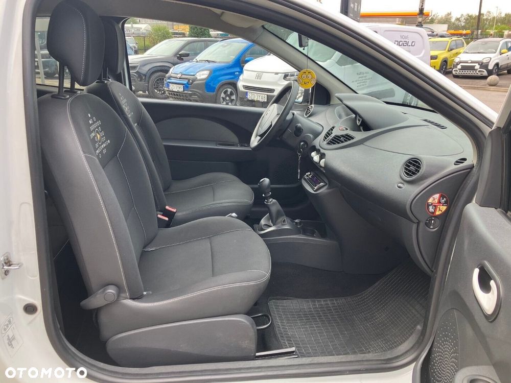 Renault Twingo 1.2 LEV 16V 75 Yahoo - 19