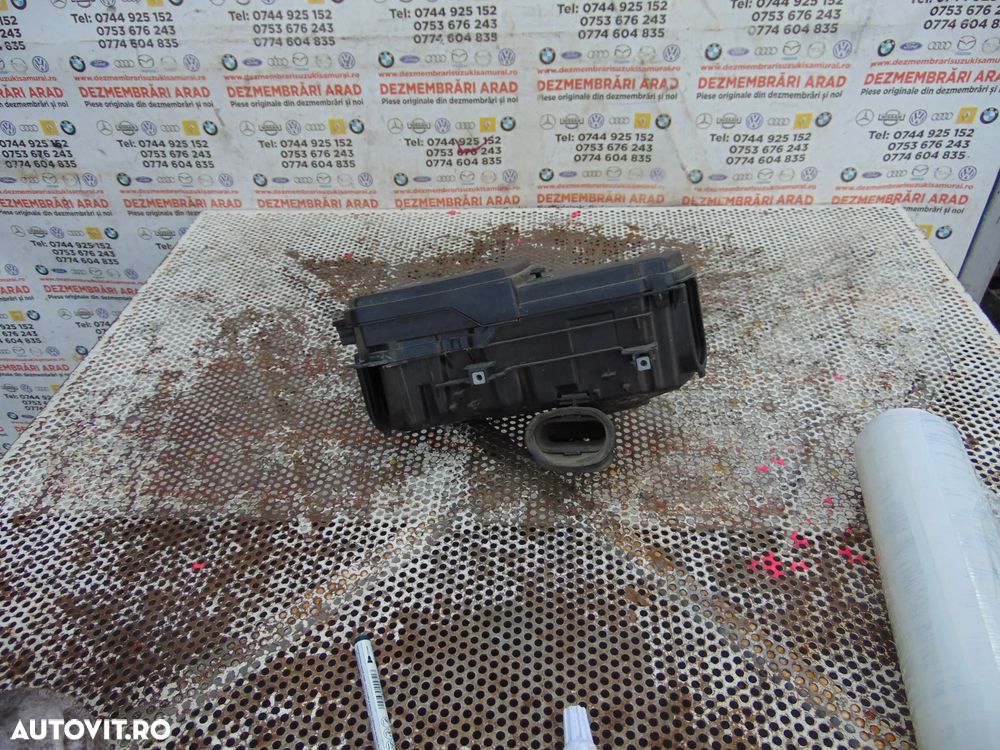 Carcasa panou sigurante Renault Espace 5 cod 284b51057r Talisman megane 4 carcasa tablou sigurante - 4