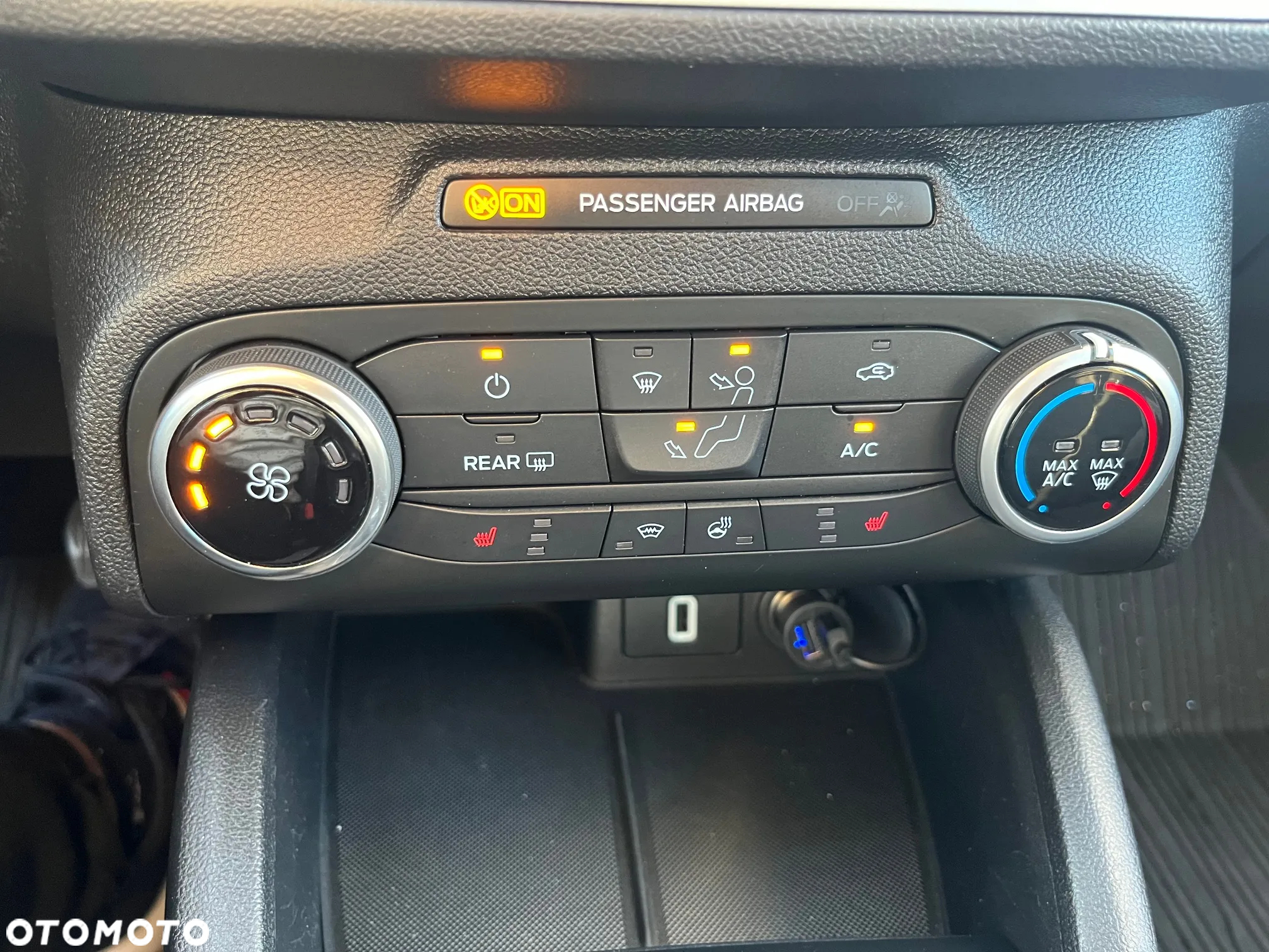 Ford Focus - 13