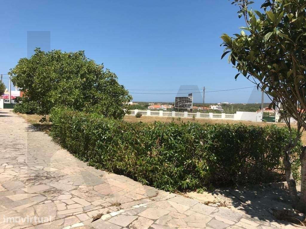 Propriedade única com 3.400 m2 com localização Premium em Sagres - Grande imagem: 4/36