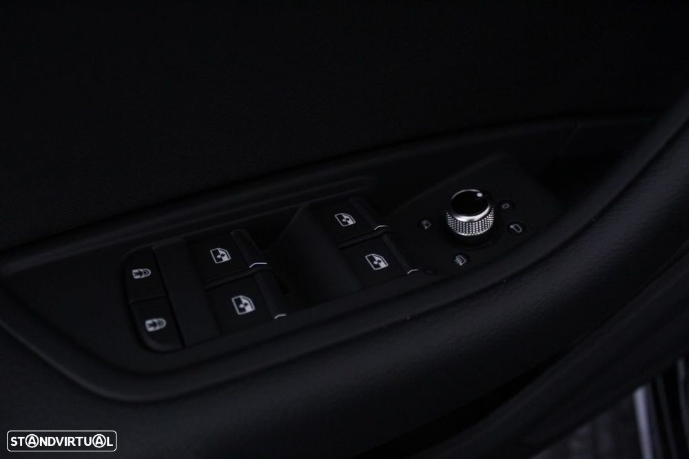 Audi A4 Avant 35 TDI S line S tronic - 20