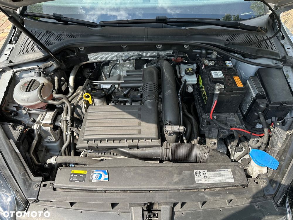 Volkswagen Golf VII 1.2 TSI BMT Comfortline - 20