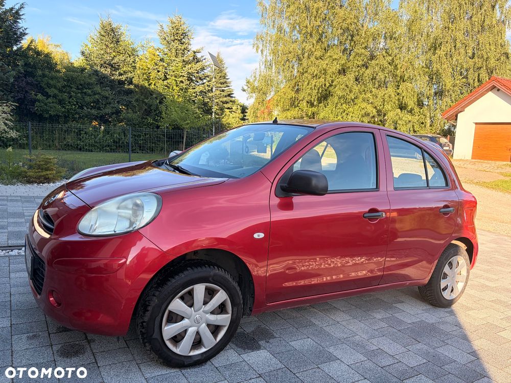 Nissan Micra - 1