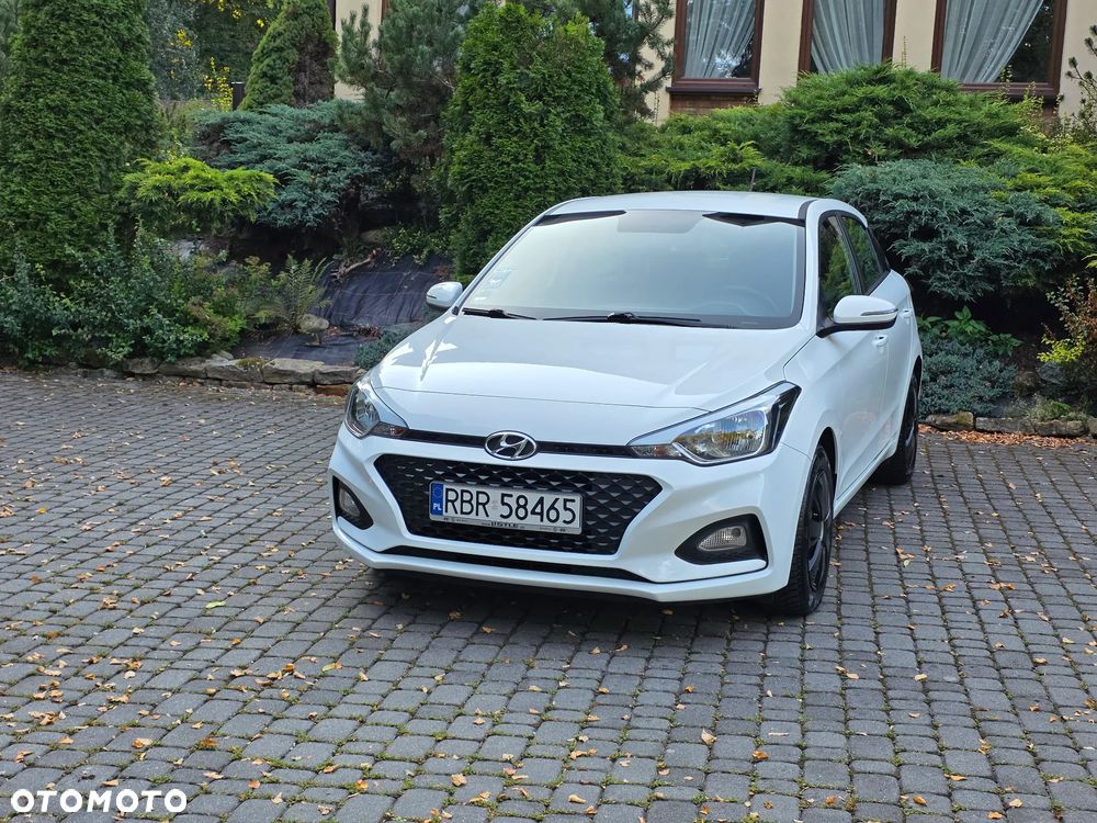 Hyundai i20 blue 1.2 Classic - 9