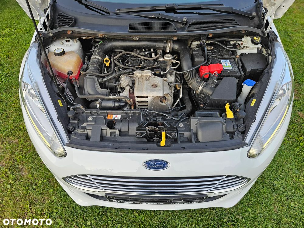 Ford Fiesta 1.0 EcoBoost S&S TITANIUM - 21