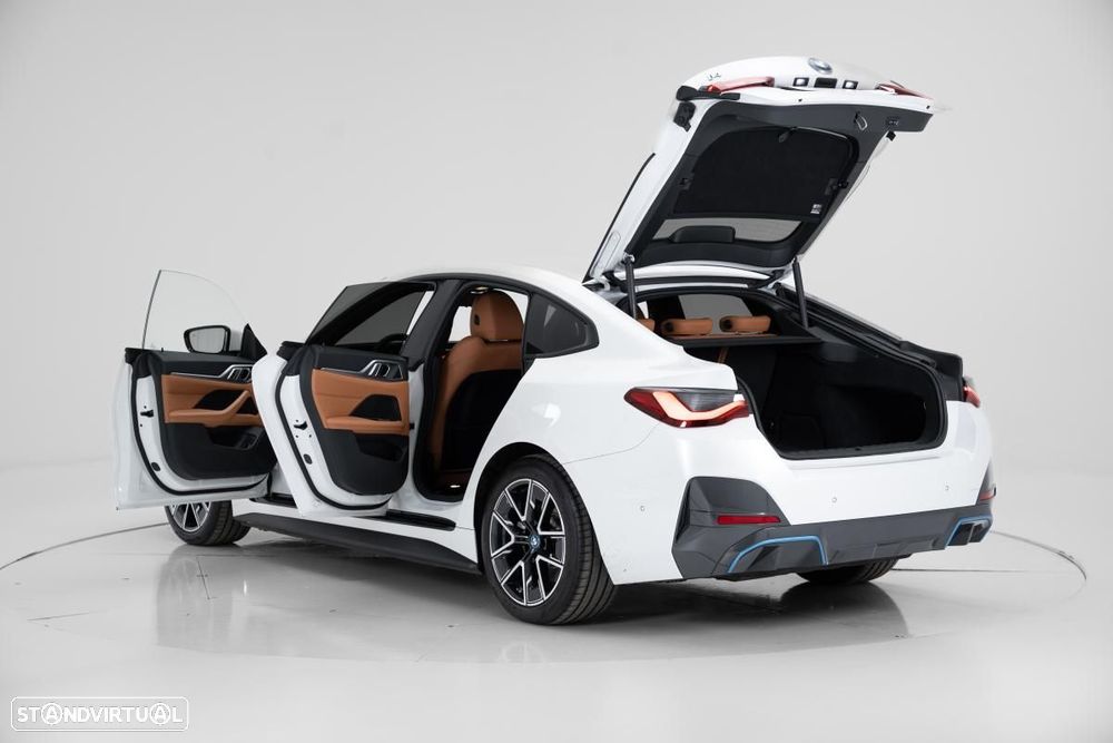 BMW i4 eDrive40 Pack Desportivo M - 6
