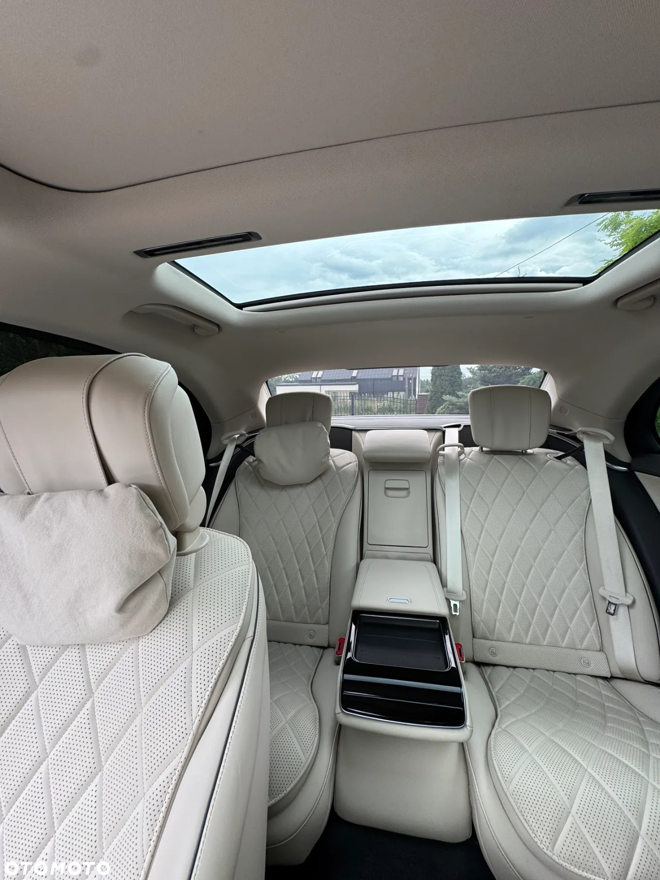 Mercedes-Benz Klasa S 400 d 4-Matic L 9G-TRONIC - 14
