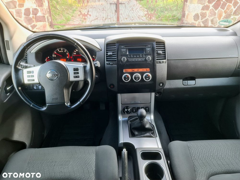 Nissan Pathfinder 2.5 dCi Platinum - 8