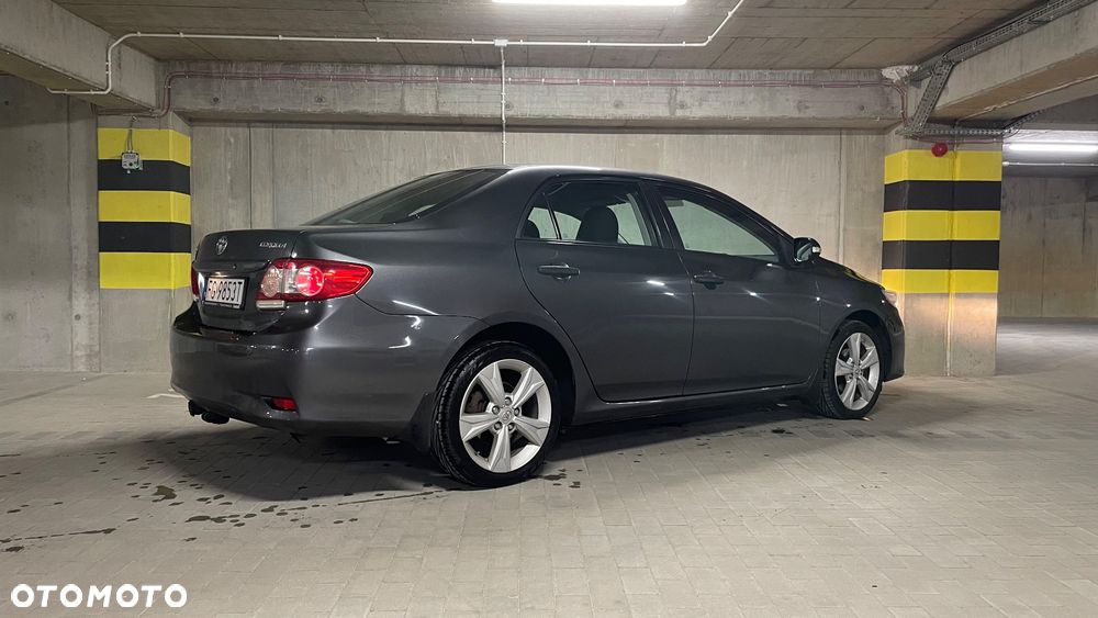 Toyota Corolla 1.6 Active - 6