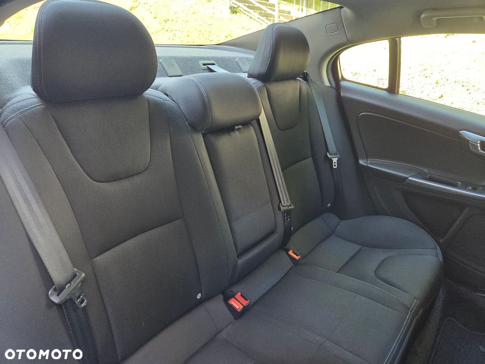 Volvo S60 D2 Drive-E Kinetic - 12