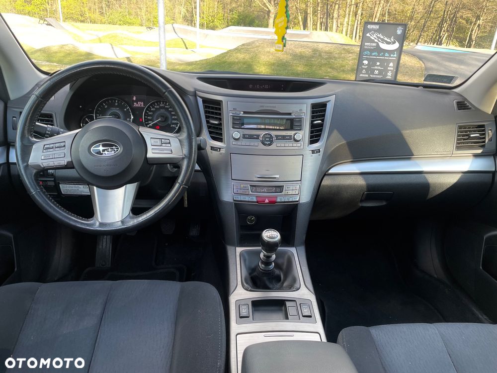 Subaru Outback 2.0 D Comfort - 26