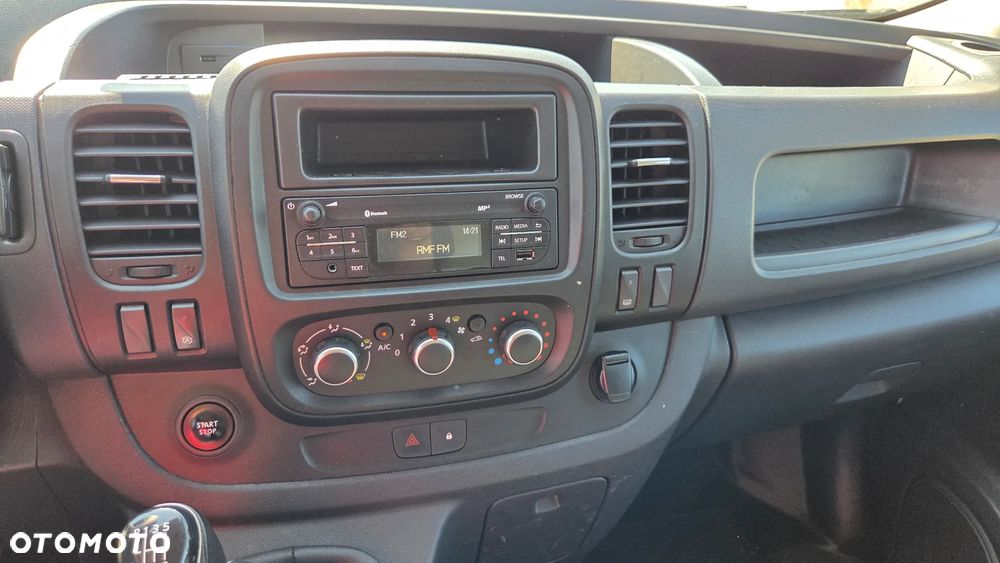 Renault Trafic - 14