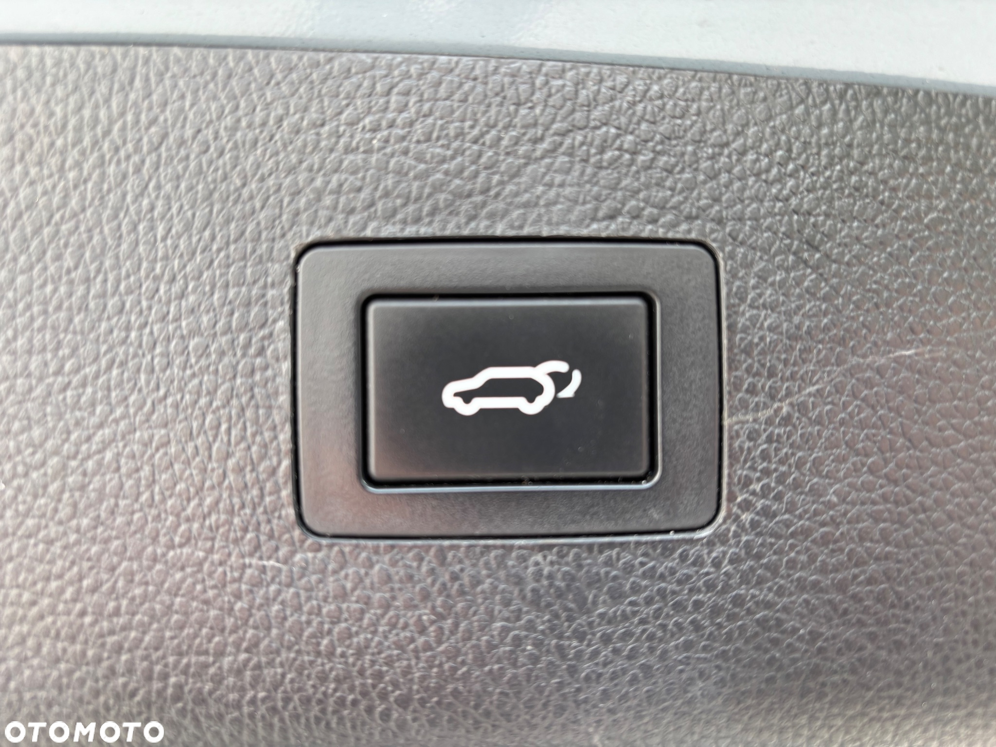 Hyundai i40 Kombi blue 1.7 CRDi DCT Premium - 6