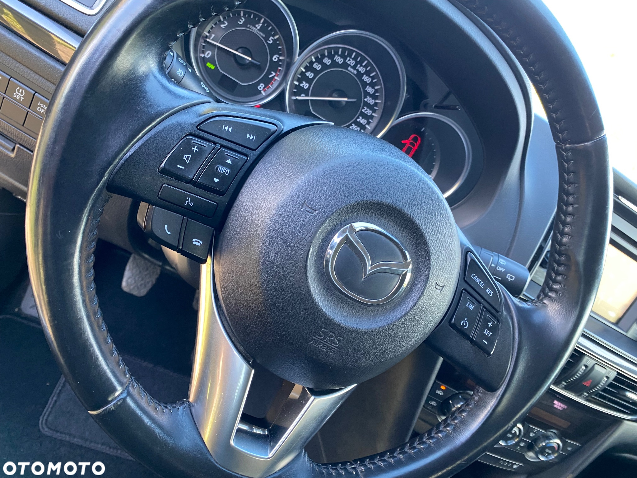 Mazda 6 2.0 Kombi SKYACTIV-G Sports-Line - 22