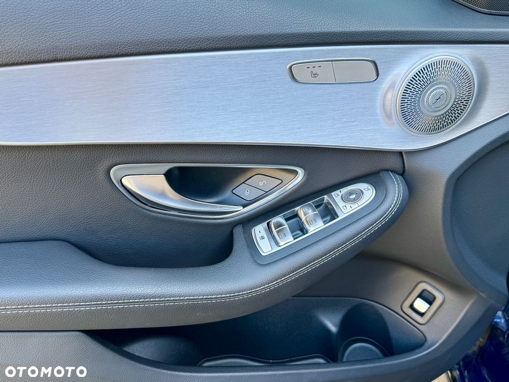 Mercedes-Benz Klasa C 300 9G-TRONIC Avantgarde - 27