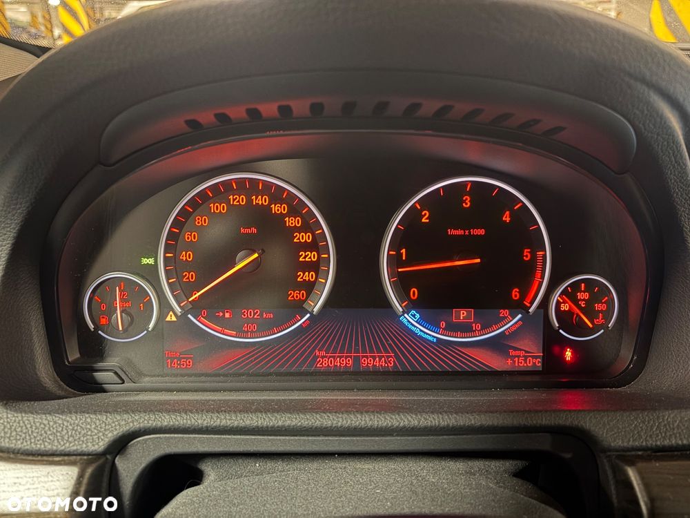 BMW 5GT 530d xDrive - 8
