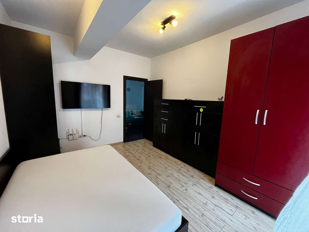 Apartament tip studio - Parcare - Aer Conditionat/Centrala - Militari — fotografia 3