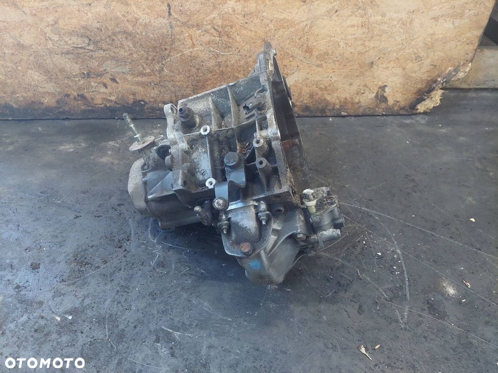 SKRZYNIA BIEGÓW PEUGEOT PARTNER I BERLINGO I 2.0 HDI MANUAL 5 BIEGÓW 20TE28 - 5