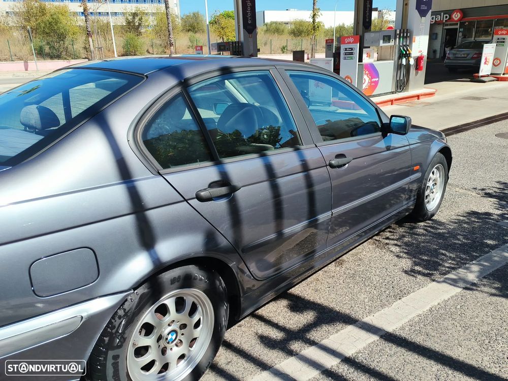 BMW 320 d - 6