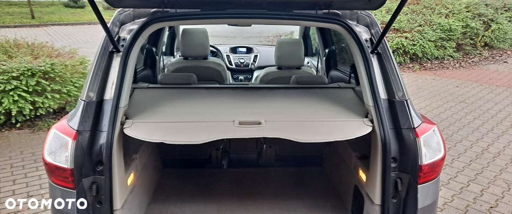 Ford Grand C-MAX - 8