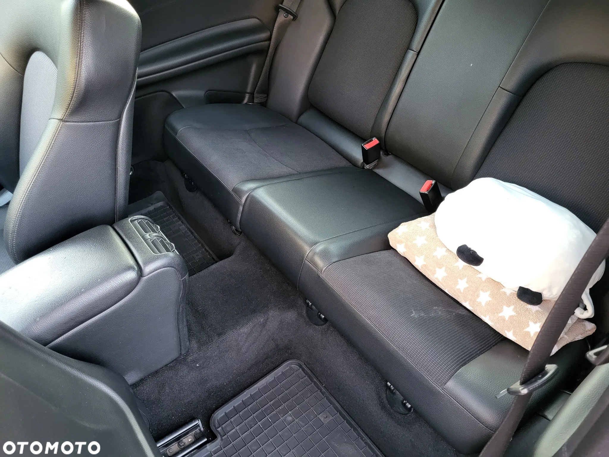 Mercedes-Benz CLC - 10