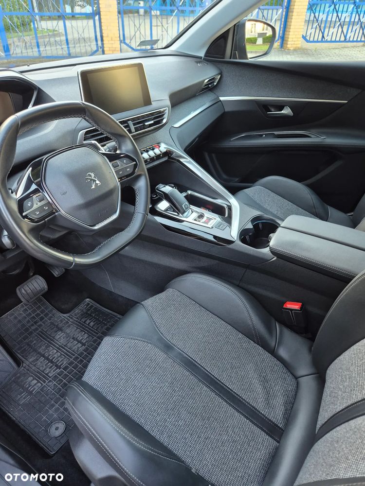 Peugeot 3008 1.2 PureTech GPF Allure S&S EAT8 - 8