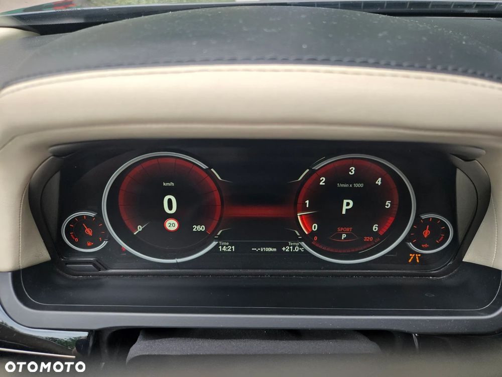 BMW Seria 7 740d xDrive - 22