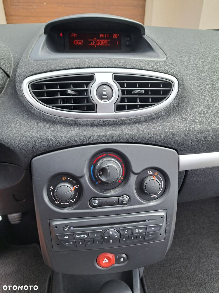 Renault Clio 1.2 TCE Expression - 30