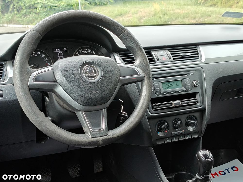 Skoda RAPID 1.6 TDI DPF Ambition Max - 6