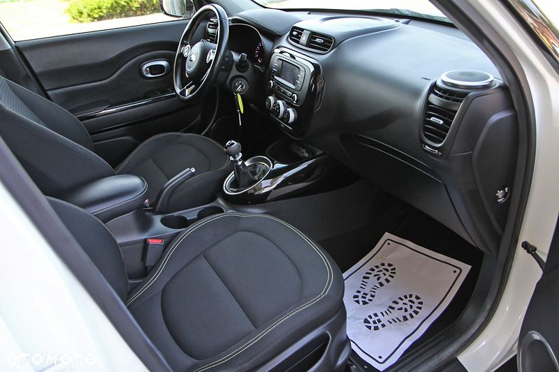 Kia Soul 1.6 GDI Dream Team Edition - 8