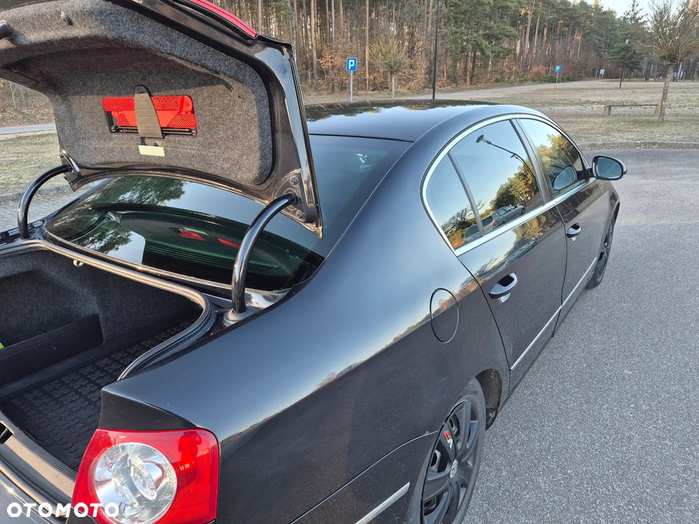 Volkswagen Passat 2.0 TDI DPF Highline - 30