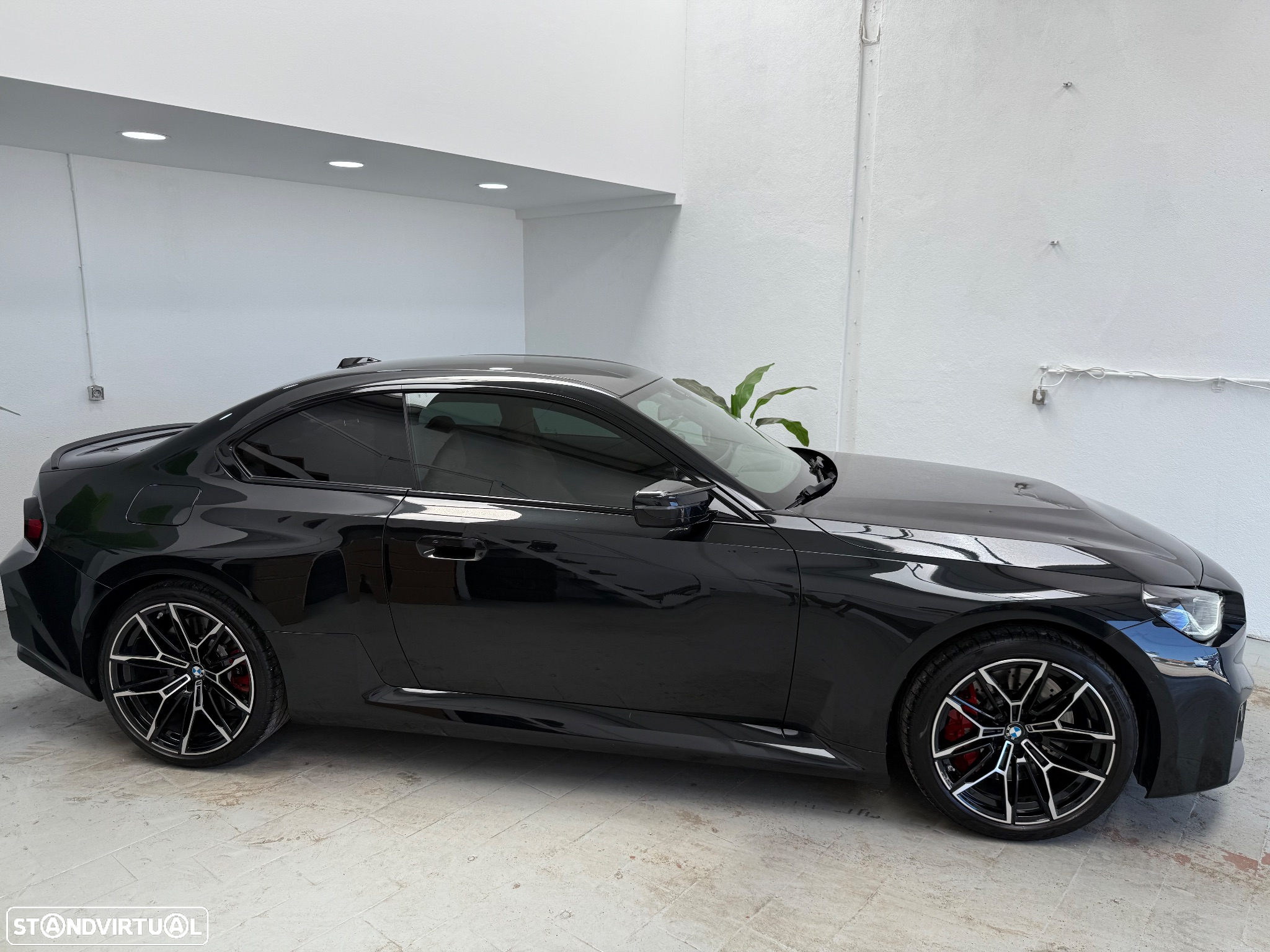 BMW M2 Auto - 2