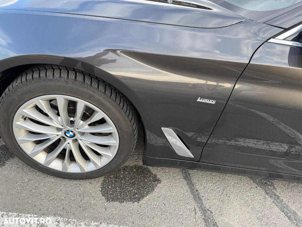 BMW Seria 5 520d xDrive Aut. Luxury Line - 9