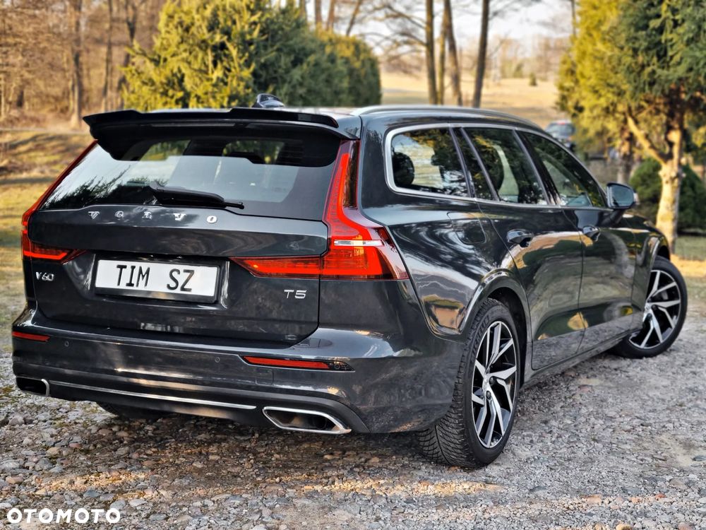 Volvo V60 T5 Geartronic Momentum - 12